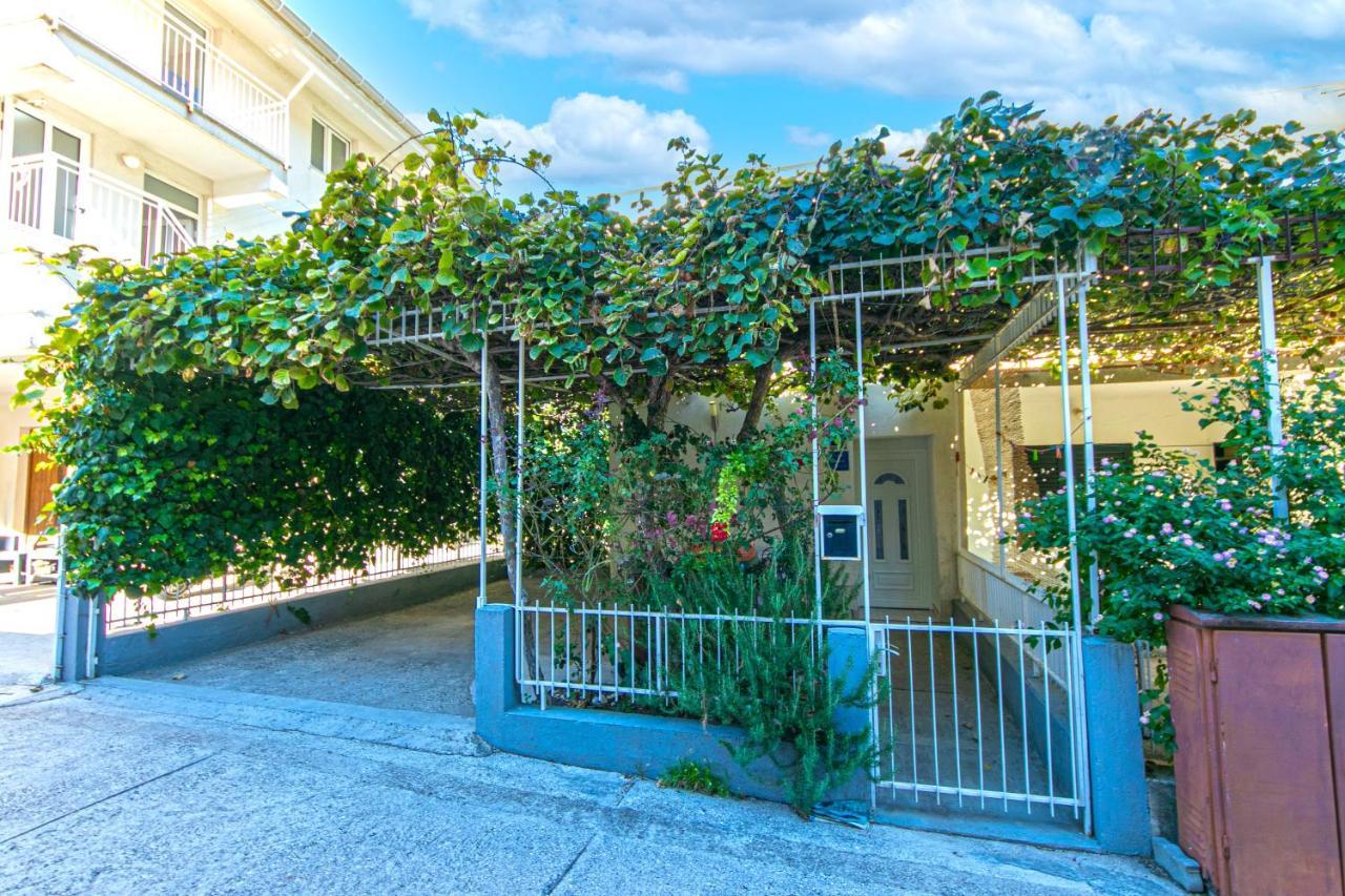Apartments By The Sea Podaca, Makarska - 13069 Ngoại thất bức ảnh